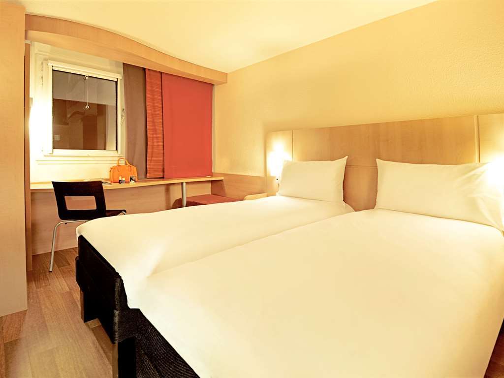 Ibis Paris Creteil Hotel Стая снимка