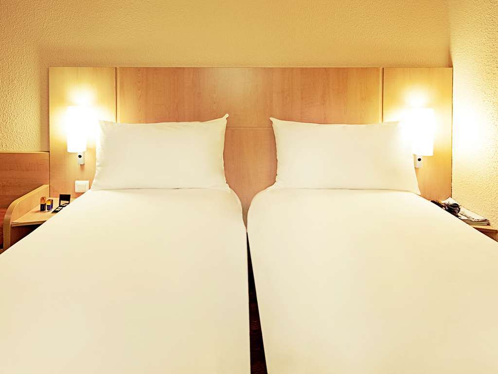 Ibis Paris Creteil Hotel Стая снимка